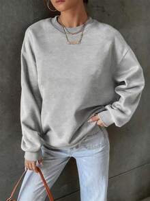 这款保暖内衬的蜘蛛侠女款宽松卫衣，适合秋冬季节穿着，采用Y2K风格设计，同时保留了哥特、暗黑和学院风美学。这款舒适、休闲、百搭的卫衣采用柔软透气的面料制成，是户外穿着的理想之选。 - 花灰 - 查看 3