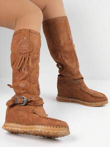 Western Style Casual Boots With Stitching And Adjustable Buckle - Camel - View 4