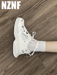 NZNF 时尚显瘦厚底运动鞋，白色，增高，复古厚底低帮运动鞋，2025年秋季新款