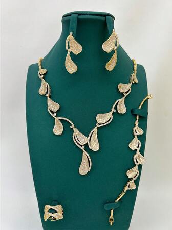 4pcs Luxury Fully Rhinestone Leaf Wavy Gold-Tone Zirconia Jewelry Set: Necklace, Earrings, Ring, Bracelet, Suitable For Girlfriend, Gift, Party Dress, Wedding Gown Accessories