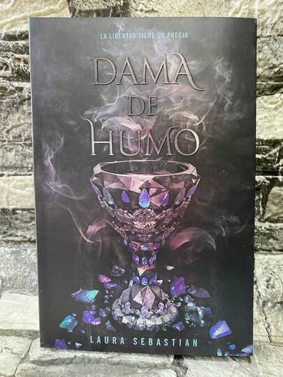 Dama de humo