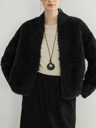 Plus Size Women Leopard Print Patchwork Collar Black Fuzzy Short Jacket