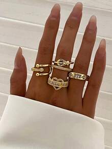 1 Pc 18K Gold Plating Sparkle Crystal Ring, Cubic Zirconia Heart Ring For Women, Minimalist Basic Design Stackable Rings Set For Everyday Wear