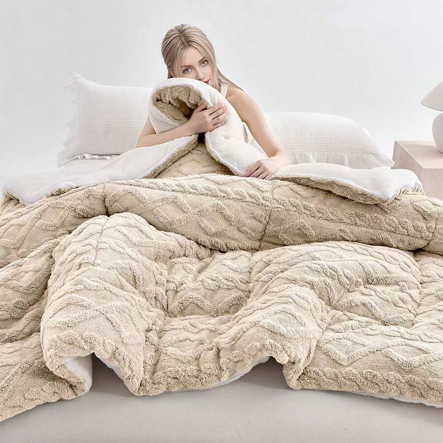 Luxurious Taffeta Comforter - All-Season Soft Thick Bedspread, Quilt With Microfiber Fill, Machine Washable Queen/King Size Comforter For Bed, Guest Room & Hotel Use - Contemporary Bedding, Throw Blanket For Bed, Soft And Warm Blanket, Soft And Thick Comforter, Soft Bed Throw Blanket, White Throw Blanket For Bed, Soft Comforter, Throw Blankets For Bed, Soft Thick Blanket, Thickened Blanket, Thick Comforter Blanket, Blanket Throw For Bed, Thick Single Blanket, - 卡其色 - 查看 1