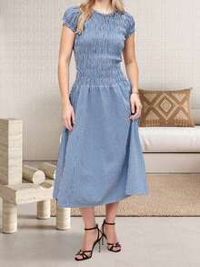 Women's Gingham Print Long Dress Short Sleeve Crew Neck Smocked Dress Spring  Midi Dress - 天藍色 - 查看 3