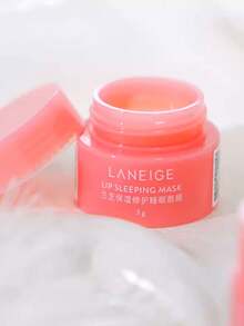Laneige 3克*5片唇部睡眠面膜（浆果味），滋养、深层补水并修护干燥、起皮的唇部。温和去除唇部角质，提亮唇色，令双唇柔软光滑，不粘腻。适合夜间使用。3克/0.11盎司*5片 | 韩国化妆品，韩国彩妆 - 3g*5 - 查看 7