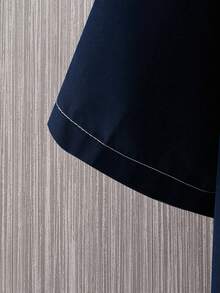 Conjunto de dos piezas de verano para hombre (camisa estampada + pantalón corto de color liso) - Blanco - Ver 6