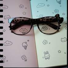 1pc Cute Leopard Print Retro Bowknot Eyeglasses Frame (No Lenses), Suitable For Daily Wear, Travel, And Photography