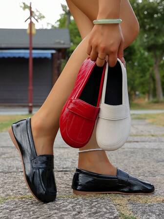 2025 Soft Bottom Soft Face Comfortable Loafers For Women, Business Preppy College Style Bow Slip-On Casual Flats, Suitable For All Seasons