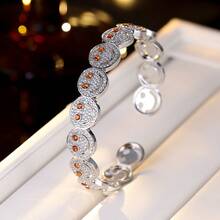 Modny minimalistyczny okrągły uśmiechnięty twarz miedziany cyrkonia sześcienna dekoracyjny dodatek, odpowiedni na imprezy i spotkania