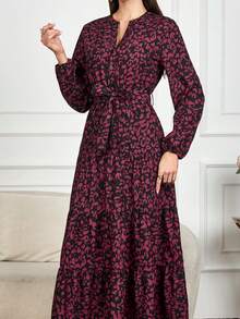Robe longue style bohème à imprimé floral pour femmes au printemps. Nouvelle robe ample en rose rouge pour l'automne 2025 avec taille marquée, robe de vacances décontractée, robe de soirée élégante, robe de plage pour la remise des diplômes, robe de soirée pour la Saint-Valentin - Rose vif - Voir 5