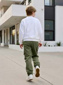 2 件套男童休闲圆领运动衫和裤子套装，简约口袋设计，白色上衣和运动裤，适合大童的时尚服装，春秋季 - 綠色 - 查看 3