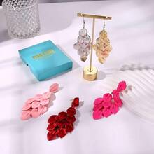 FIBO STEEL Acrylic Petal Earrings For Women Red Statement Earrings Dangle Rhombic Boho Flower Lime Green Orange Rose Big Bold Colorful Costume Jewelry Long Drop Dangle Earrings{"Color_name":"Red"} - 紅色的 - 查看 7