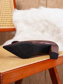 Giày cao gót đế thô màu trơn thoải mái cỡ lớn thời trang nữ mũi nhọn màu xanh lá cây - Màu Hồng Tươi - Xem 6