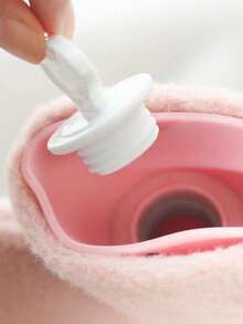 Borsa dell'acqua calda imbottita in PVC con ricamo floreale - Bottiglia riscaldante addominale antiscottatura per donne, ragazze, studenti | Copertura rimovibile e lavabile, compressione termica riutilizzabile per sollievo dalla dismenorrea, forniture per il ritorno a scuola, calore invernale domestico, sollievo dal dolore alle spalle, scaldamani e piedi portatili, senza batterie necessarie, design floreale morbido per comfort a letto