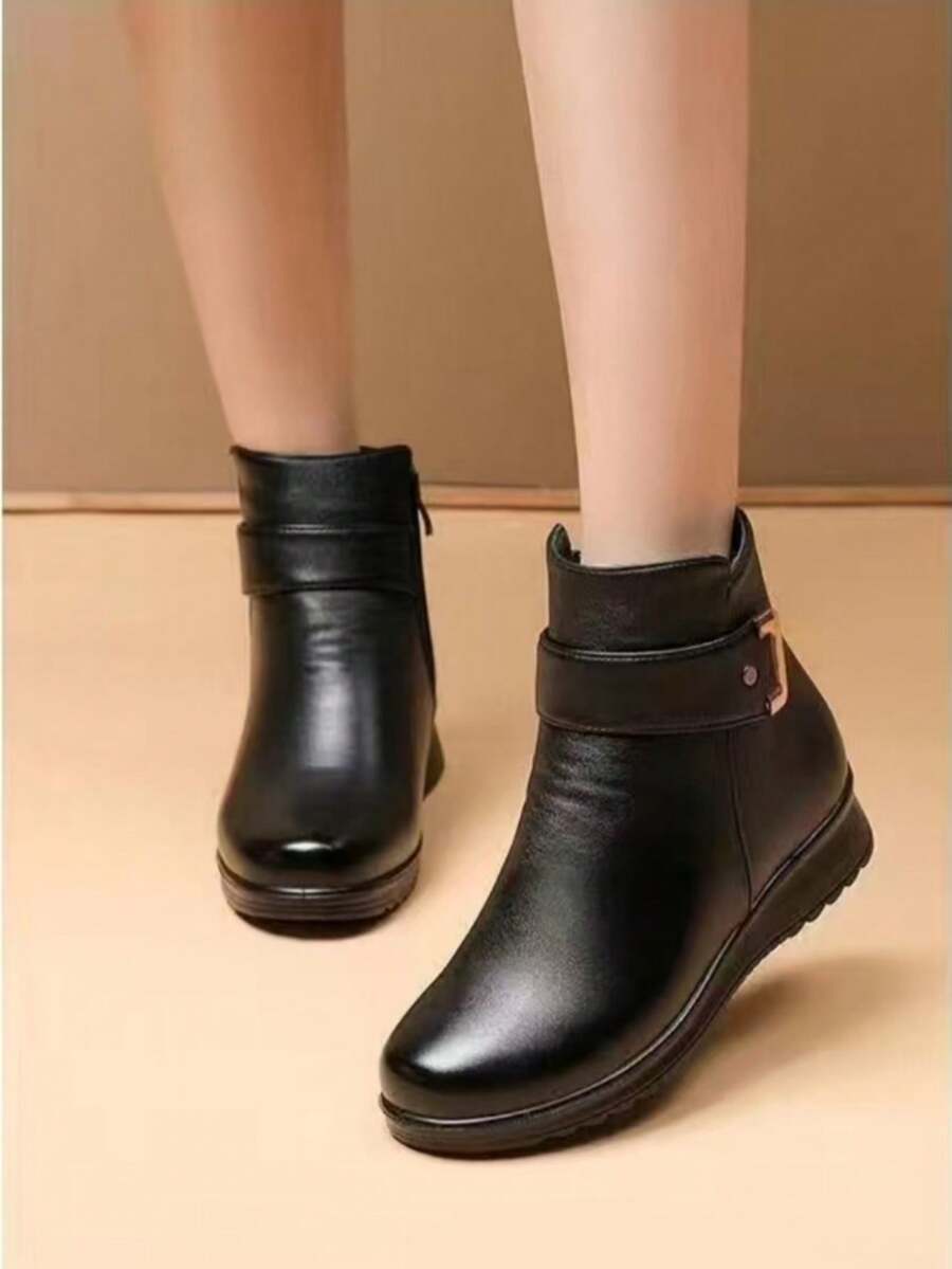 Autumn/Winter Thermal Lined Ankle Boots, Non-Slip Mother Shoes, Flat Heel Mid-Calf Warm Black Boots - Black - View 1