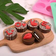 2-Piece Pink And Green Silicone Cake Baking Mold Set - 12-Hole Mold For Halloween, Christmas, Birthday Desserts, Cakes, Chocolates And DIY Crafts - 粉紅色和綠色 - 查看 5