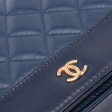 CHANEL PRE-OWNED Quilted Aged Calfskin  Wallet On Chain - 藍色 - 查看 3