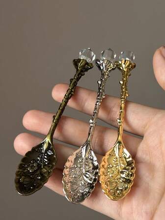 2pcs Coffee Spoons Set Dessert Spoons Royal Style Metal Carved Teaspoons For Kitchen Dining Bar And Tea Parties,Perfect For Birthday Christmas Halloween Father's Day Mother's Day Gifts