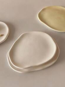 2pcs/1pc 5.52*4.73 Inch Asymmetric Plaster Jewelry Tray. A Uniquely Designed Decorative Jewelry Dish, Can Be Used For Jewelry Storage And Display, Also As A Home Decor. An Excellent Choice For Valentine's Day Gift.,Room Decor - Multicolor - View 7