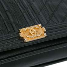 CHANEL Authenticated  PRE-OWNED Pleated Crumpled Le Boy Wallet On Chain Bag - 黑色 - 查看 10
