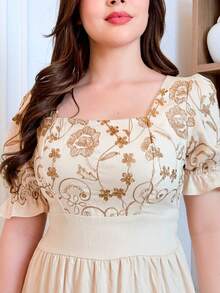 Vestido midi luxo viscomida  bodardo enlegante manga curto