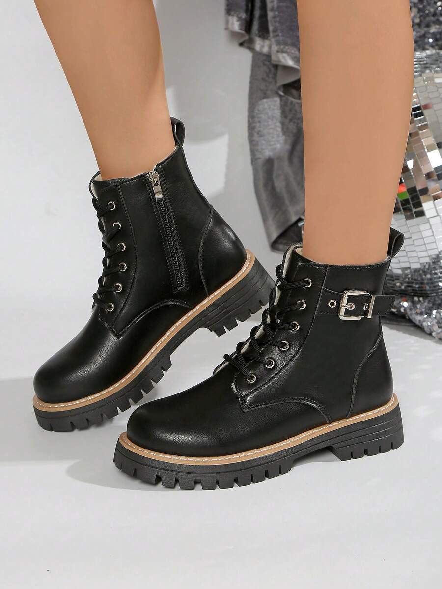 [Thermisch gefüttert & warm] Schwarze Leder-Schnürstiefel mit Schnalle, dicke Sohle für Damen, im Retro-Europäischen & Britischen Stil Motorradstiefel, rutschfeste Knöchelstiefel für Herbst/Winter