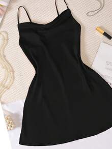 全新黑色仿丝性感内衣，丝质缎面垂坠领口吊带内衣裙，飘逸背部设计，好评如潮 - 黑色 - 查看 7