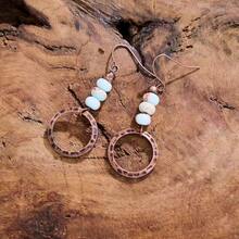 1 par de pendientes con colgante en espiral hueco de patrón geométrico bohemio vintage, regalo de joyería para fiestas y vacaciones de mujer