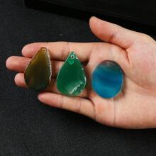 1/5/10/20/30pcs Polished Agate Slices, Drilled Agate Geode Pendants In Various Sizes And Colors Irregular Ornament Geode Stones Rock For Home Room DIY Jewelry Table Decorations, About 20 G/Piece - 多色(有孔) - 查看 3