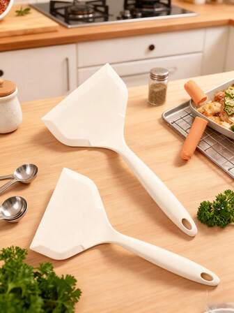 2pcs/1pc Silicone Spatula, Non-Stick Japanese Wide-Mouth Pancake Spatula, Non-Stick Heat-Resistant Omelette Spatula (Suitable For Eggs, Omelette, Fish, Hamburgers, Steak And Pizza), Family Dinner Supplies, Christmas Party Supplies