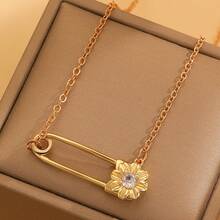 1pc Creative Chrysanthemum Zirconia Brooch Necklace, Devil's Eye Pendant Clavicle Chain, Minimalist Floral Element Necklace, Suitable For Daily Wear And Unique Gift