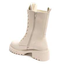 Bottes montantes Moderne، مزينة بمجوهرات أنيقة، مع أربطة وما شابه ذلك من أجل التأكيد والراحة غير المسبوقة. - بيج 5817 - مشاهدة 4