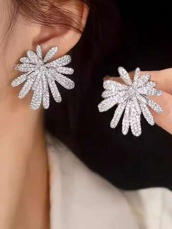 1 Pc Luxury Cubic Zirconia Stud Earrings For Women For Wedding Engagement Anniversary Party Jewelry Valentine's Day Gift