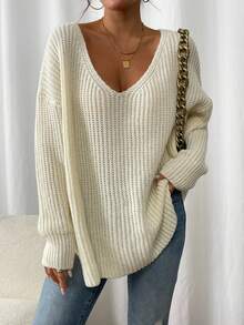 Large-Sized Women's Solid-Color V-Neck Drop-Shoulder Long-Sleeved Loose-Fitting Casual Knit Base Layer Sweater, Suitable For Autumn And Winter Seasons, With A Pullover Style