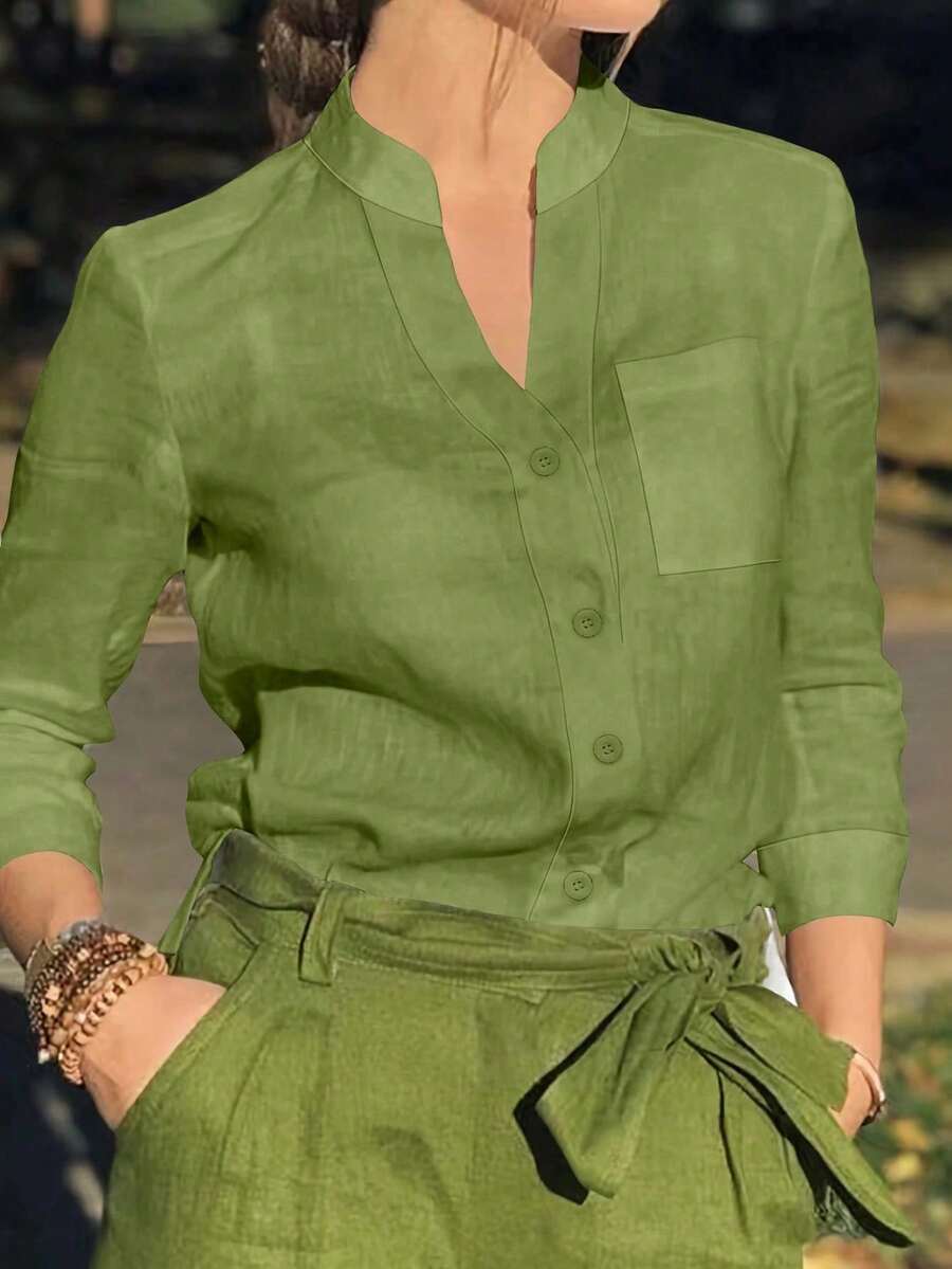 Plus Size Women's Casual Solid Color Button Down Pocket Shirt Long Sleeve Simple Tunic Blouse Top Relaxed Fit For Everyday Fall Winter Spring