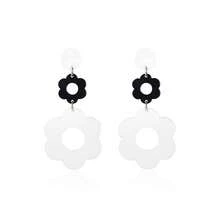 60 70s Big Acrylic Daisy Flower Petal Drop Dangle Earrings Stud Resin Floral For Women Cfboyolorful Summer Y2k Holiday Jewelry{"Color_name":"Black/White"} - 黑色/白色 - 查看 1
