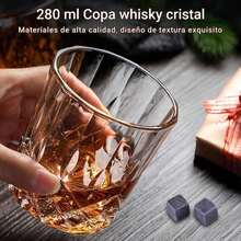 Juego de Vasos para Whisky, Set de Regalo con 2 Vasos de Cristal, 2 Posavasos, 8 Cubitos de Hielo de Granito, 1 Pinza y Bolsa para Cubitos, Regalo Elegante para Hombres, Padre, Novio y Esposo - Acero inoxidable - Ver 1