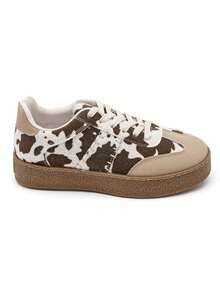 This Fashionable And Comfortable Sneaker Features A Thick Sole Design, Very Suitable For Daily Casual Wear. Multiple Original Color Schemes Are Available For Selection. - Cow - View 3