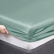 Silky Soft Pink Twin XL Satin Bed Sheets Set, 1 Deep Pocket Fitted Sheet + 1 Flat Sheet + 1 Pillowcase,  In 2025 - 薄荷綠 - 查看 6