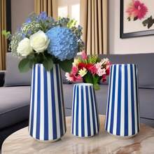 Handpainted Ceramic Flower Vase, Suitable For Desktop Floral Decoration