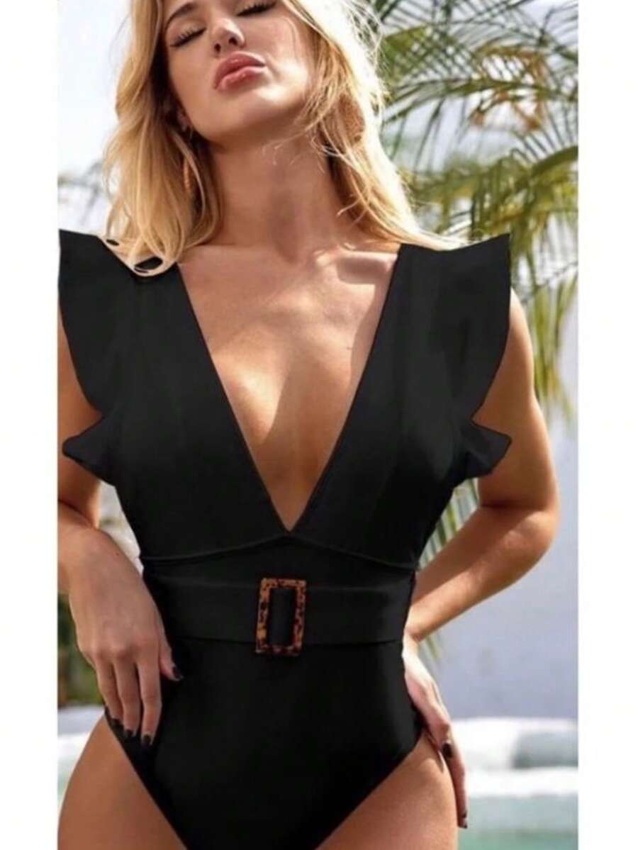 Simples    Botão  Com cinto  Plissado    Férias  Praia