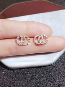 1 قطعة أقراط إبزيم بشكل C بتصميم أنيق، وصول جديد 2025