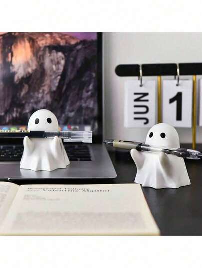 1pc Cute Ghost Pen Holder, Face Resin Desktop Storage Box, Funny Pen Stand Craft Decor, Cartoon Inspired Office Desk Accessories, Multi-Function Pen Organizer & Desk Supplies, Halloween Desktop Decoration, Gift For Friends & Birthday