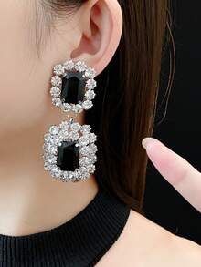 1 par de pendientes cuadrados de metal con cristal y resina negra, pendientes de estilo europeo y americano para mujeres y niñas, para viajes, bodas, fiestas, regalos de cumpleaños y Navidad 2025
