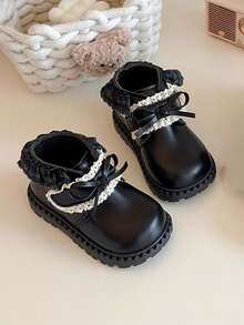 1 Pair Girls' Princess Boots, Soft Sole Anti-Slip Infant Hook And Loop Short Boots, Versatile Fashion Children Leather Waterproof Roman Style Boots, Toddler First Walking Shoes, Suitable For Spring, Autumn And Winter