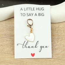 1个/6个装精致迷你心形钥匙扣，附赠“一个小小的拥抱”感谢卡 - 包包和钥匙扣装饰；男女皆宜的日常穿搭配饰钥匙扣，可爱设计，是送给老师、家人、闺蜜的完美礼物 - 适合婚礼、生日、新年和其他特殊场合，也可作为包包挂饰或汽车装饰，送给姐妹的礼物创意 - 彩色 - 查看 14