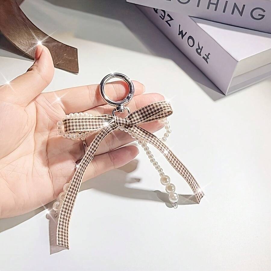 1pc Plaid Bow Keychain With Beaded Detail, Chic Cell Phone Accessory, Simple Bow Design Metal Keyring With Imitation Beads And Charm, Cartoon-Themed Decorative Ladies Ring With Ring