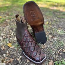 Botas chelsea para hombre en color miel de piel grabado animal Pirarucu, estilo vaquero elegante con diseño cómodo ideal para uso diario Pescado Botin Cafe Botines Cuero - Marrón Chocolate - Ver 6
