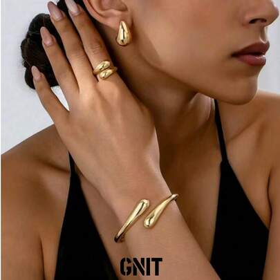 GNIT Conjunto de joyas chapadas en oro con diseño exagerado: pendientes de gota, anillos apilables, brazalete abierto. Elegante y de moda, adecuado para uso diario, joyas de fiesta, regalo del Día de San Valentín, regalo del Día de la Madre, accesorios DIY, regalo de vacaciones, joyas de graduación, accesorios de vestido de gala para mujer